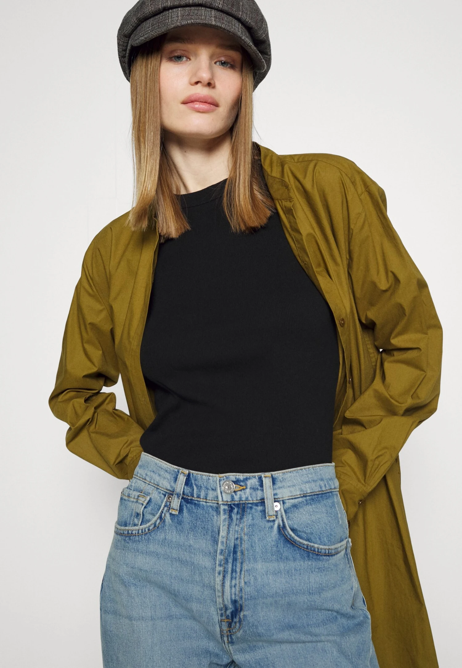 7 For All Mankind Logan Stovepipe Air Wash - Jean Droit - Light Blue 4 7 For All Mankind Logan Stovepipe Air Wash - Jean Droit - Light Blue – Image 4