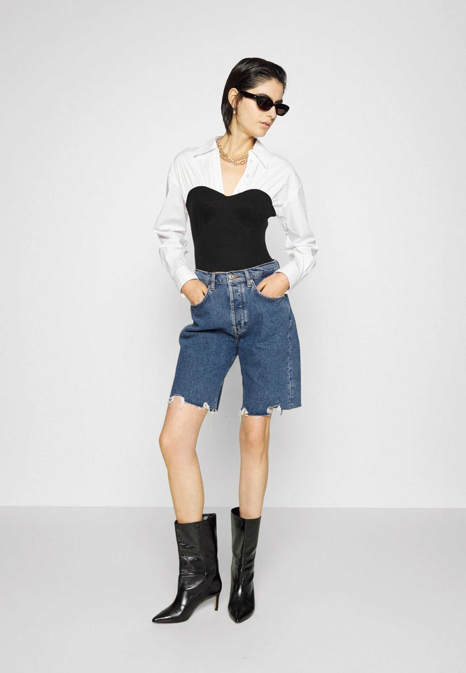 7 For All Mankind Andy Shorts Blaze - Short En Jean - Mid Blue 2 7 For All Mankind Andy Shorts Blaze - Short En Jean - Mid Blue – Image 2