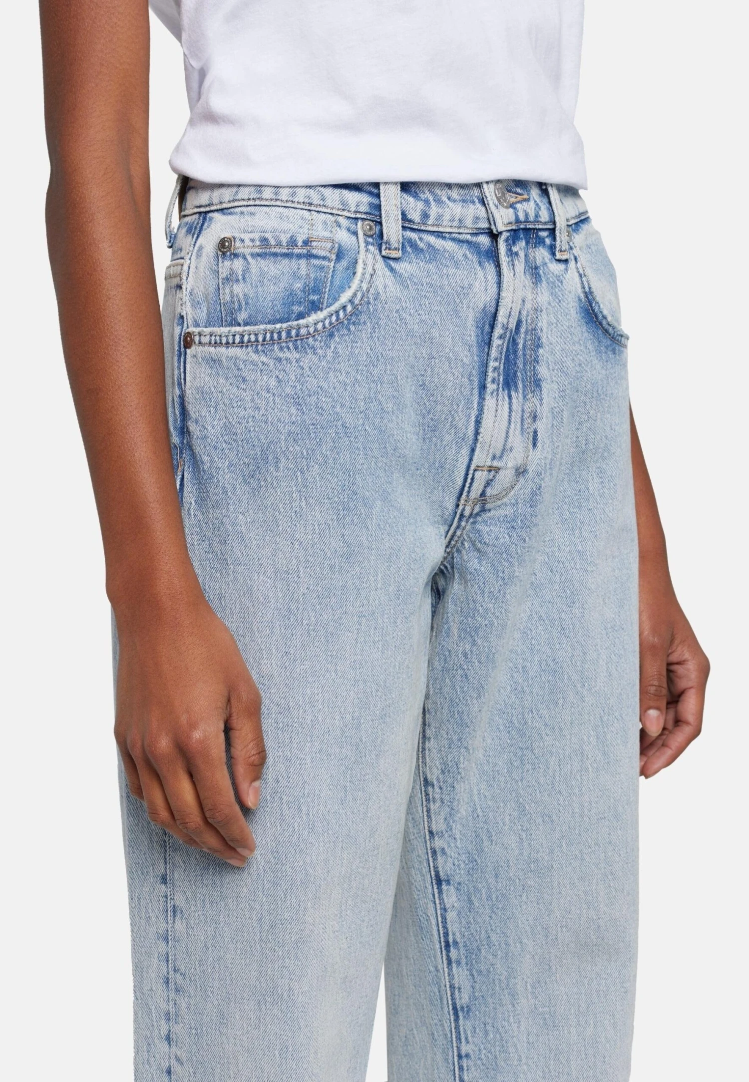 7 For All Mankind Tess - Jean Flare - Light Blue 4 7 For All Mankind Tess - Jean Flare - Light Blue – Image 4