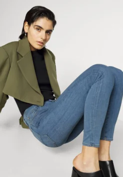 7 For All Mankind Jeans Skinny - Light Blue 9 7 For All Mankind Jeans Skinny - Light Blue -7 For All Mankind 0c26476e8e1d476b90624f6c56bb6564 scaled