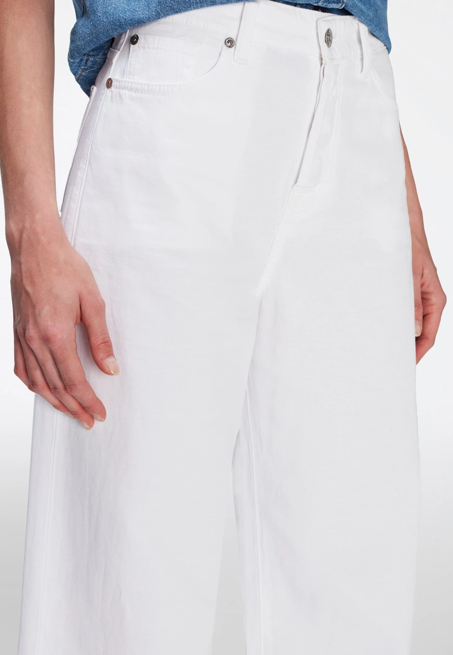 7 For All Mankind Zoey - Jean Flare - White 4 7 For All Mankind Zoey - Jean Flare - White – Image 4