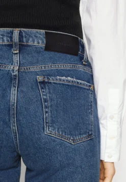 7 For All Mankind Logan Stovepipe Blaze - Jean Droit - Mid Blue 11 7 For All Mankind Logan Stovepipe Blaze - Jean Droit - Mid Blue -7 For All Mankind 15462755e90c4a468b1cf26e984ddcab scaled