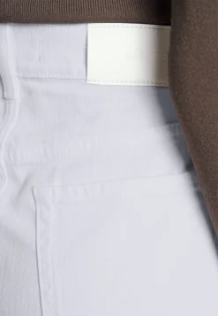 7 For All Mankind Mia Skirt Yacht - Minijupe - White 9 7 For All Mankind Mia Skirt Yacht - Minijupe - White -7 For All Mankind 16a52ba2c0eb43d798c5a06cf41764ce scaled