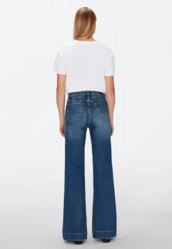 7 For All Mankind Modern Dojo - Jean Flare - Light Blue -7 For All Mankind 18454bd95bb8468eb9bf6a367cb457c6 scaled