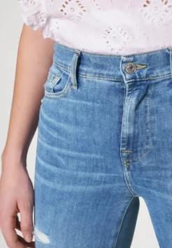 7 For All Mankind The Straight Crop Soundtrack - Jean Boyfriend - Light Blue -7 For All Mankind 18b46ef502ea4481aa214c3cdde180fe scaled