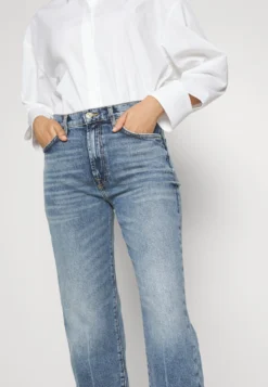 7 For All Mankind Logan Stovepipe Playtime - Jean Slim - Light Blue -7 For All Mankind 1da166a6dbc84af7a9f0271d70ab08c4 scaled