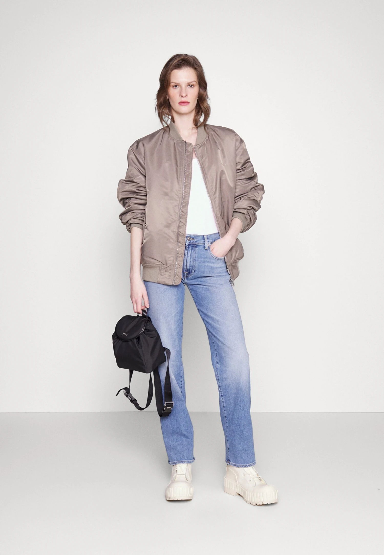 7 For All Mankind Ellie Straight Luxvinleg - Jean Droit - Light Blue 2 7 For All Mankind Ellie Straight Luxvinleg - Jean Droit - Light Blue – Image 2