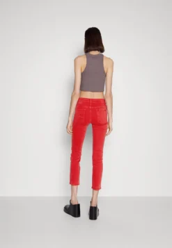 7 For All Mankind Roxanne Ankle Colored Stretch - Pantalon Classique - Red 8 7 For All Mankind Roxanne Ankle Colored Stretch - Pantalon Classique - Red -7 For All Mankind 2b3e4f67c4964d358449c36c8e2c457d scaled