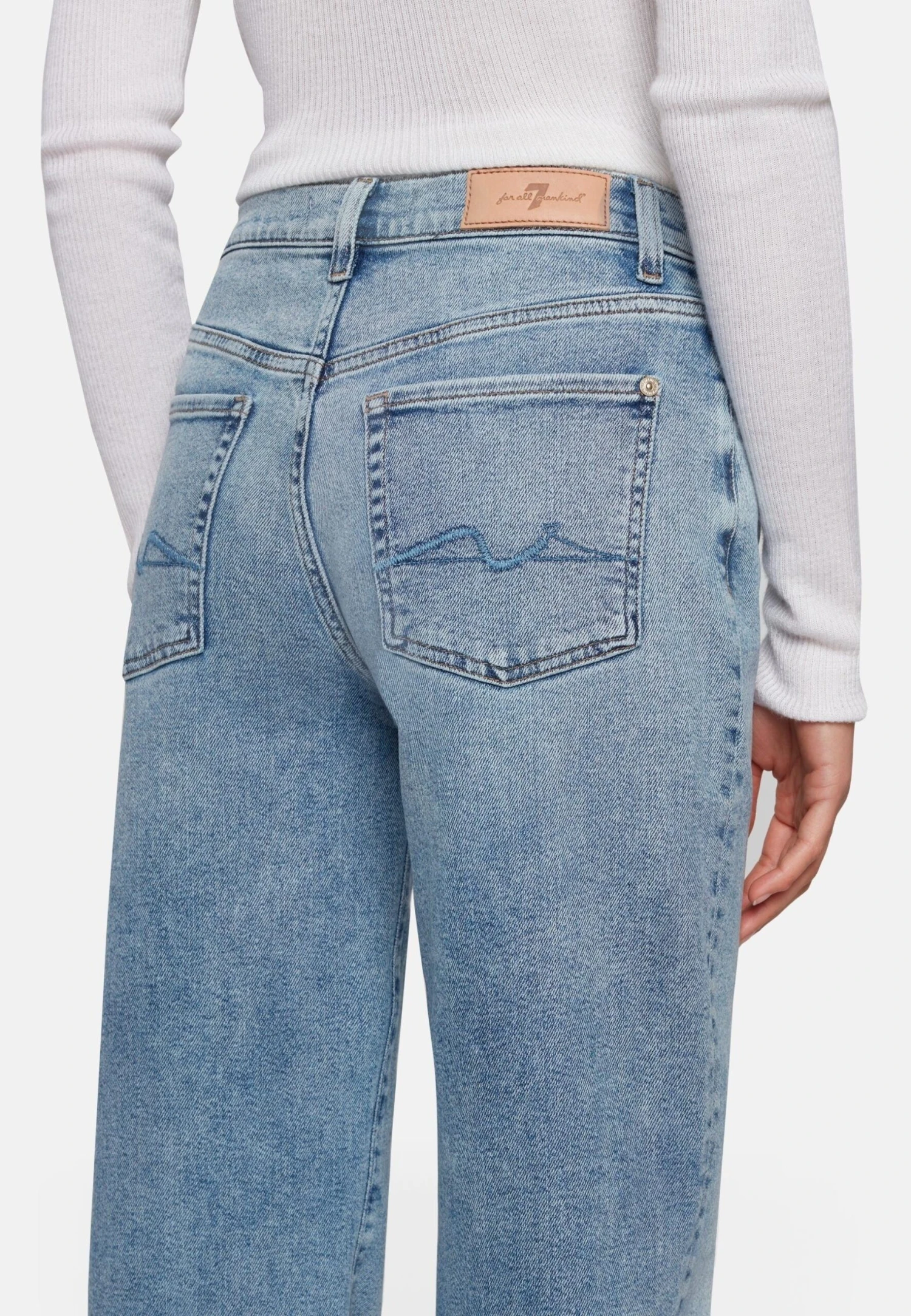 7 For All Mankind Ellie - Jean Droit - Mid Blue 5 7 For All Mankind Ellie - Jean Droit - Mid Blue – Image 5