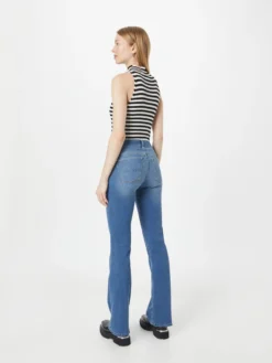 7 For All Mankind Jeans Bootcut Jean Bair Femme Bleu Clair -7 For All Mankind 370df371a7f9dea314ba00ded67a2c58 scaled