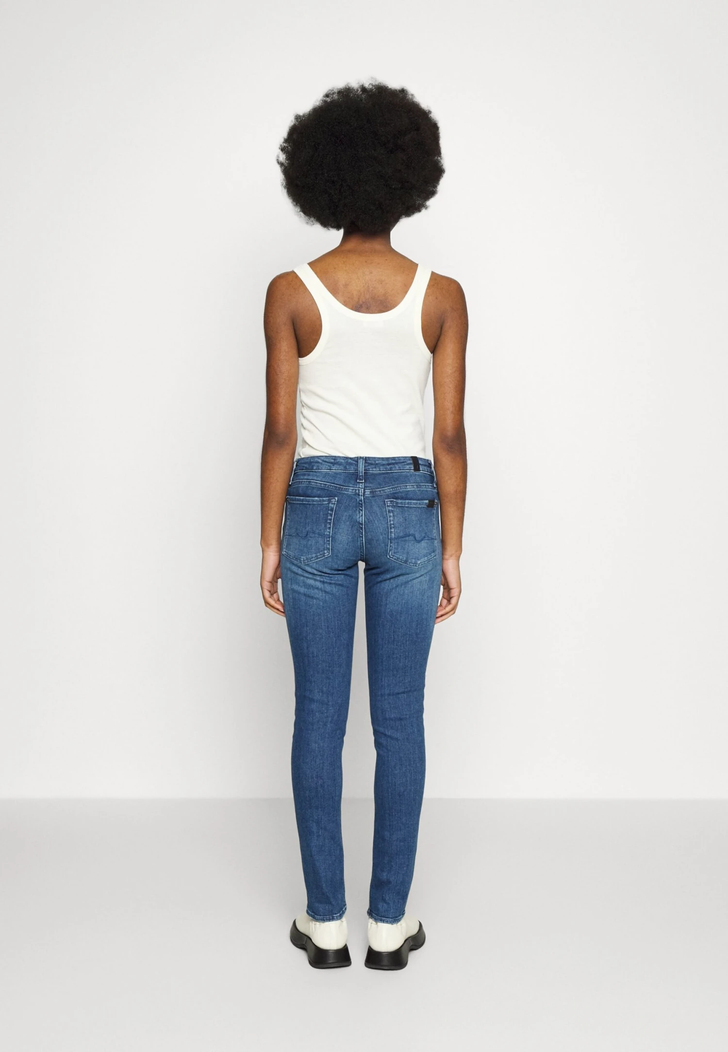 7 For All Mankind Pyper Slim Illusion Adventure - Jean Slim - Mid Blue 3 7 For All Mankind Pyper Slim Illusion Adventure - Jean Slim - Mid Blue – Image 3