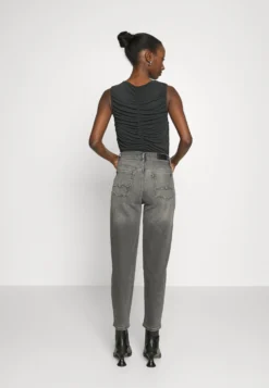 7 For All Mankind Malia Luxe Vintage Courage - Jean Boyfriend - Black 7 7 For All Mankind Malia Luxe Vintage Courage - Jean Boyfriend - Black -7 For All Mankind 4404806fe84f4313badea62e0accf3f4 scaled