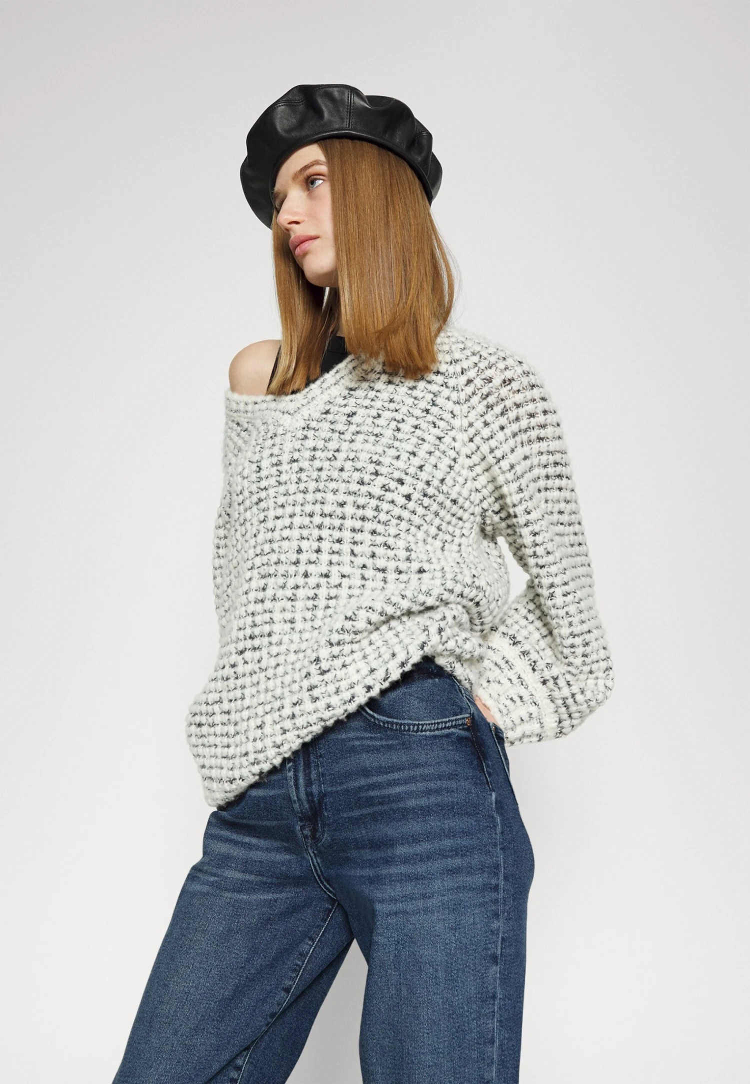 7 For All Mankind Malia Luxe Vintage Spotlight - Jean Droit - Dark Blue 4 7 For All Mankind Malia Luxe Vintage Spotlight - Jean Droit - Dark Blue – Image 4