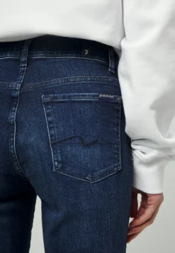 7 For All Mankind The Crop Soho - Jean Droit - Dark Blue 11 7 For All Mankind The Crop Soho - Jean Droit - Dark Blue -7 For All Mankind 4fb8d432a71546e3b83856653e682595 scaled