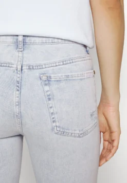7 For All Mankind The Straight Crop Follow Me - Jeans Skinny - Light Blue 13 7 For All Mankind The Straight Crop Follow Me - Jeans Skinny - Light Blue -7 For All Mankind 54d7a4c3ce204de38838dba010f96912 scaled