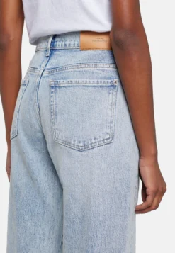 7 For All Mankind Tess - Jean Flare - Light Blue 10 7 For All Mankind Tess - Jean Flare - Light Blue -7 For All Mankind 65edb49d5fab4c5f88a2368451d1357e scaled