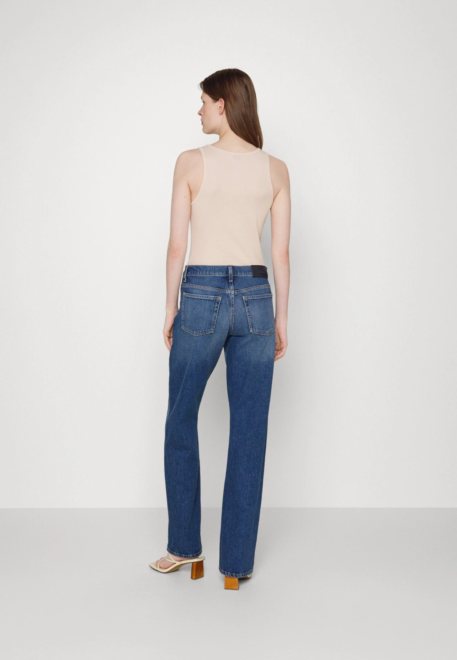 7 For All Mankind Tess Trouser Explorer - Jean Boyfriend - Mid Blue 3 7 For All Mankind Tess Trouser Explorer - Jean Boyfriend - Mid Blue – Image 3