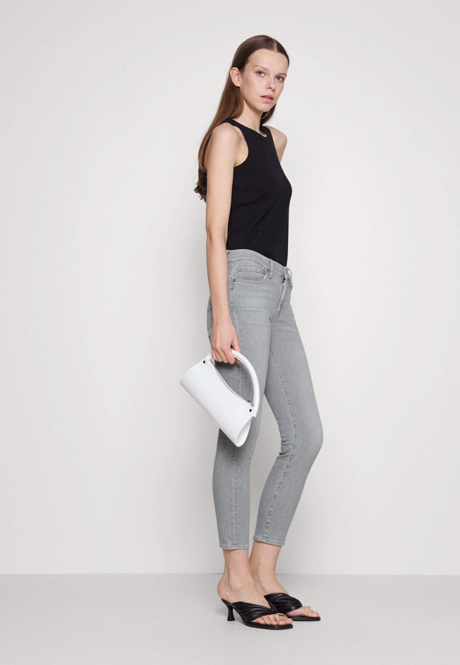 7 For All Mankind Roxanne Ankle Anchor - Jeans Skinny - Grey 4 7 For All Mankind Roxanne Ankle Anchor - Jeans Skinny - Grey – Image 4