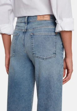 7 For All Mankind Cropped Alexa - Jean Bootcut - Mid Blue 10 7 For All Mankind Cropped Alexa - Jean Bootcut - Mid Blue -7 For All Mankind 71a6f6185dd745458bb4e4c0520c99ad scaled