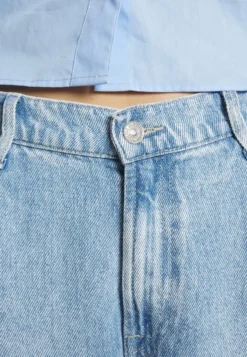 7 For All Mankind Lotta Laguna - Jean Bootcut - Light Blue 15 7 For All Mankind Lotta Laguna - Jean Bootcut - Light Blue -7 For All Mankind 72e223c6b272448b8fd93f7cd79f0ba5 scaled