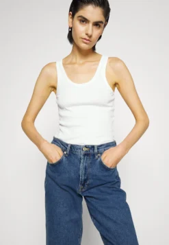 7 For All Mankind Tess Trouser Blaze - Jean Droit - Mid Blue 9 7 For All Mankind Tess Trouser Blaze - Jean Droit - Mid Blue -7 For All Mankind 815d1895091548038988b50e35db5c6f scaled