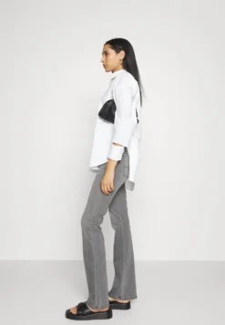 7 For All Mankind Bootcut Bair Silverlining - Jean Bootcut - Grey 13 7 For All Mankind Bootcut Bair Silverlining - Jean Bootcut - Grey -7 For All Mankind 82d2877fd8a34f6d9461291c23ced97d scaled