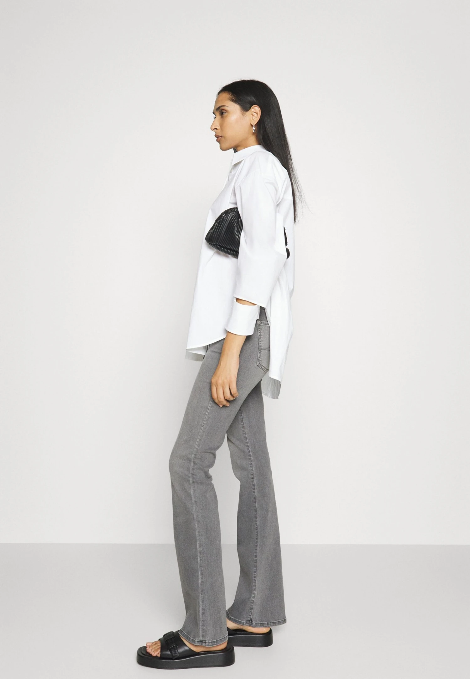 7 For All Mankind Bootcut Bair Silverlining - Jean Bootcut - Grey 6 7 For All Mankind Bootcut Bair Silverlining - Jean Bootcut - Grey – Image 6