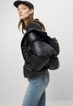 7 For All Mankind Roxanne Ankle - Jean Slim - Light Blue 9 7 For All Mankind Roxanne Ankle - Jean Slim - Light Blue -7 For All Mankind 88d6ce0f6f1c4ccdb72b13b3d23a5edb scaled