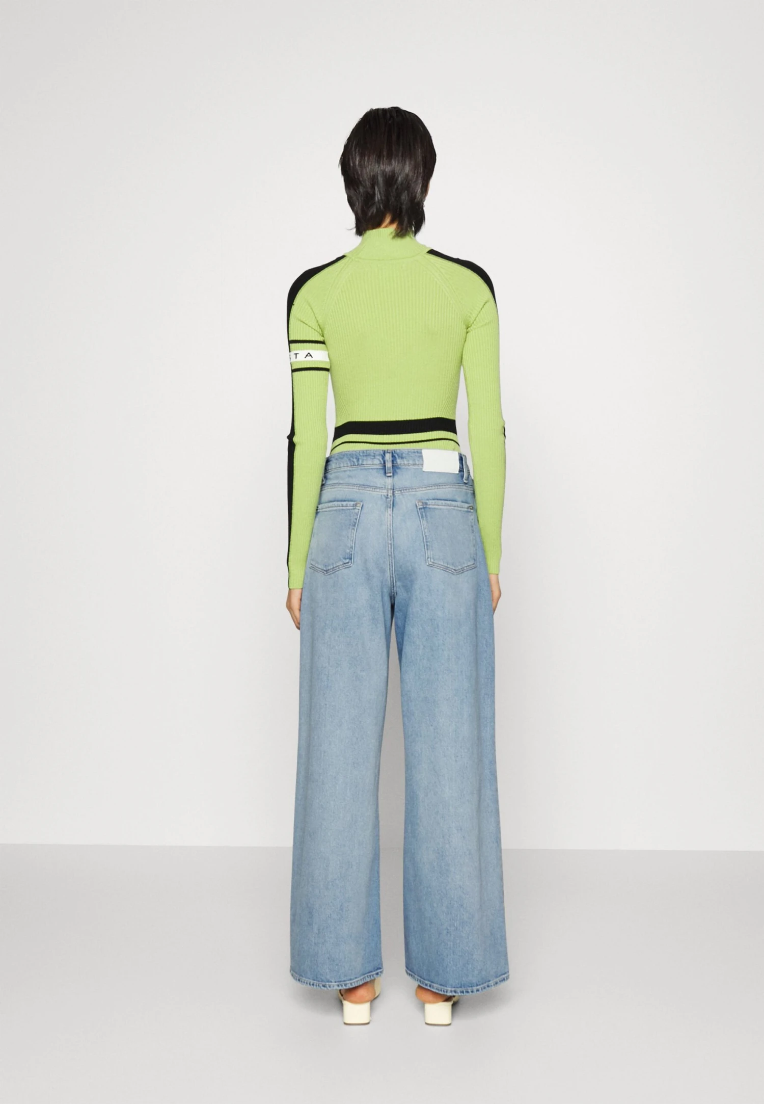 7 For All Mankind Zoey Air Wash - Jean Droit - Light Blue 3 7 For All Mankind Zoey Air Wash - Jean Droit - Light Blue – Image 3