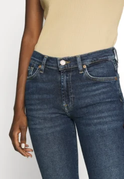 7 For All Mankind Roxanne Luxe Vintage Deep Soul - Jean Slim - Dark Blue 9 7 For All Mankind Roxanne Luxe Vintage Deep Soul - Jean Slim - Dark Blue -7 For All Mankind 8ecd691b81ab491e82a19086c52b13cc scaled