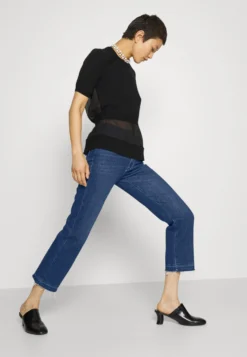 7 For All Mankind Logan Stovepipe Backstreet - Jean Droit - Mid Blue 9 7 For All Mankind Logan Stovepipe Backstreet - Jean Droit - Mid Blue -7 For All Mankind 96ca9148a05a474090b366de7fbd4391 scaled