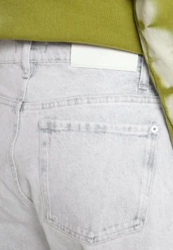 7 For All Mankind Logan Stovepipe Ice Pop - Jean Droit - Light Blue 11 7 For All Mankind Logan Stovepipe Ice Pop - Jean Droit - Light Blue -7 For All Mankind 97a2d401d7694be39e0f586f6b8b8e5b scaled