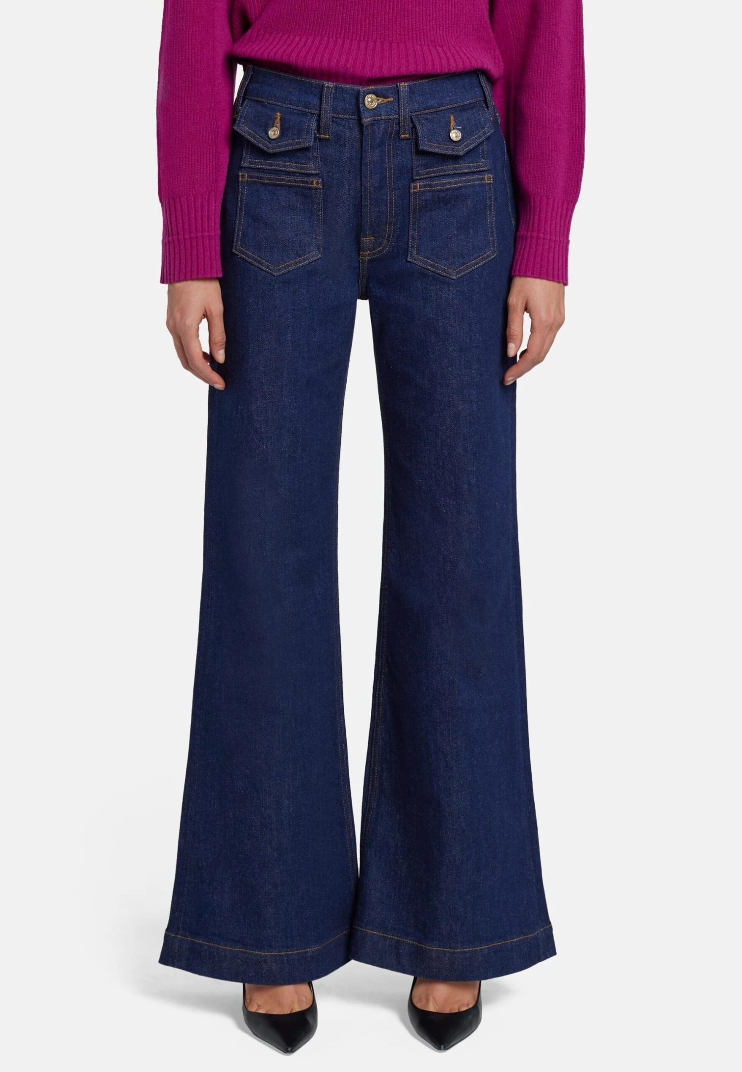 7 For All Mankind Explorer Modern Dojo - Jean Flare - Dark Blue 1 7 For All Mankind Explorer Modern Dojo - Jean Flare - Dark Blue