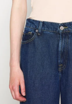 7 For All Mankind Lotta - Jean Boyfriend - Mid Blue 11 7 For All Mankind Lotta - Jean Boyfriend - Mid Blue -7 For All Mankind a2c66e65fc614e05ba2b6ed4f30b95c7 scaled