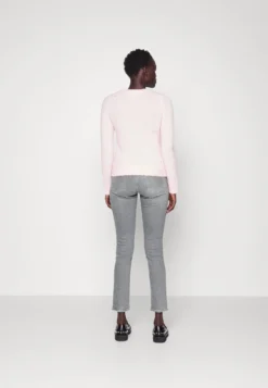 7 For All Mankind Jean Slim - Grey -7 For All Mankind a54b972e2a4e404ab134eb2ce8bc71bd scaled