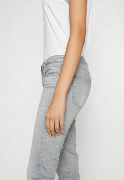 7 For All Mankind Pyper Slim Illusion Ambience - Jean Slim - Grey -7 For All Mankind a6315b2365b349dabba3a5fd7482e9ec scaled