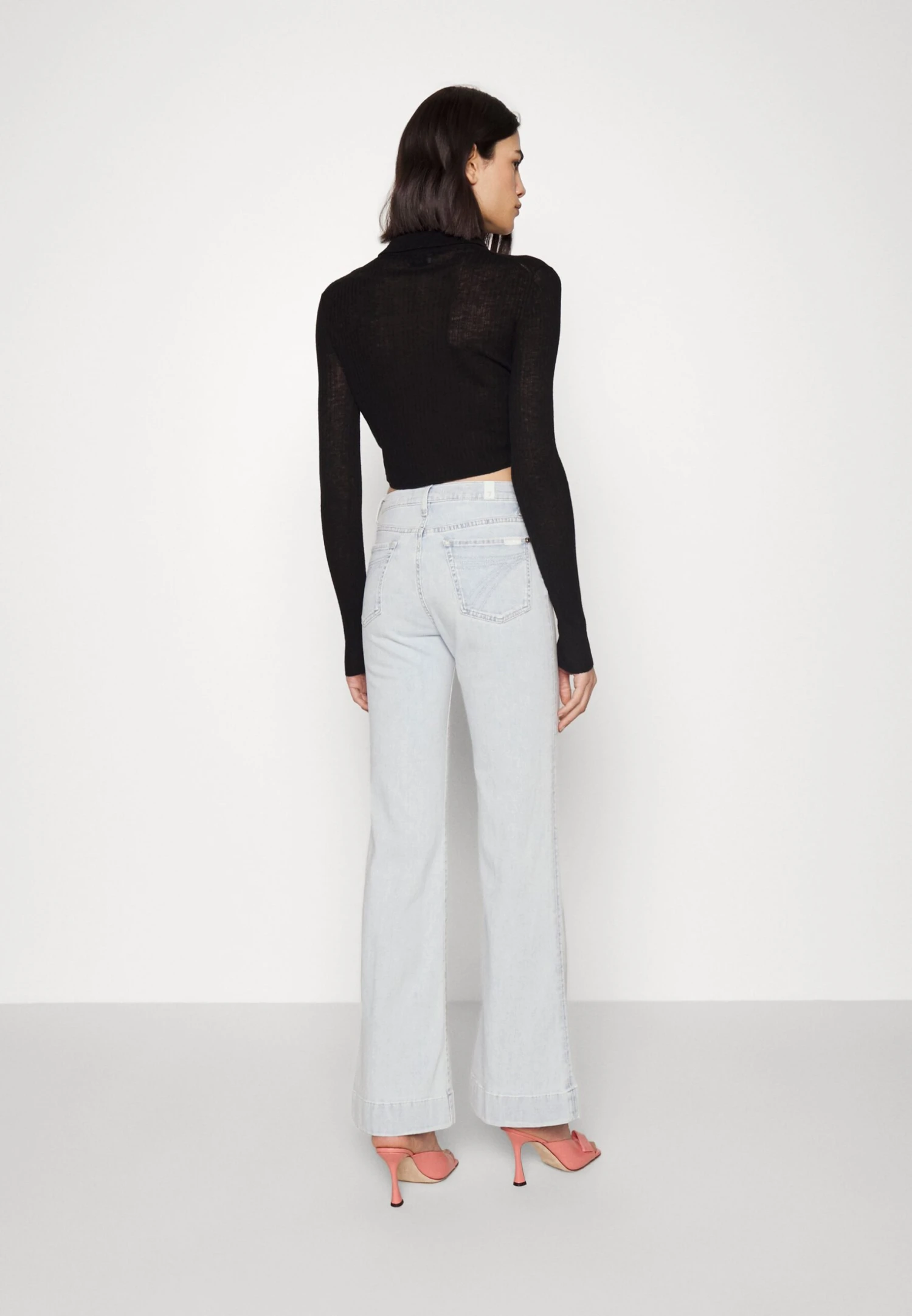 7 For All Mankind Modern Dojo Summertime - Jean Bootcut - Light Blue 3 7 For All Mankind Modern Dojo Summertime - Jean Bootcut - Light Blue – Image 3