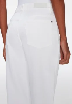 7 For All Mankind Malia - Jean Droit - White 10 7 For All Mankind Malia - Jean Droit - White -7 For All Mankind b063be7c854448238432638e504f72e6 scaled