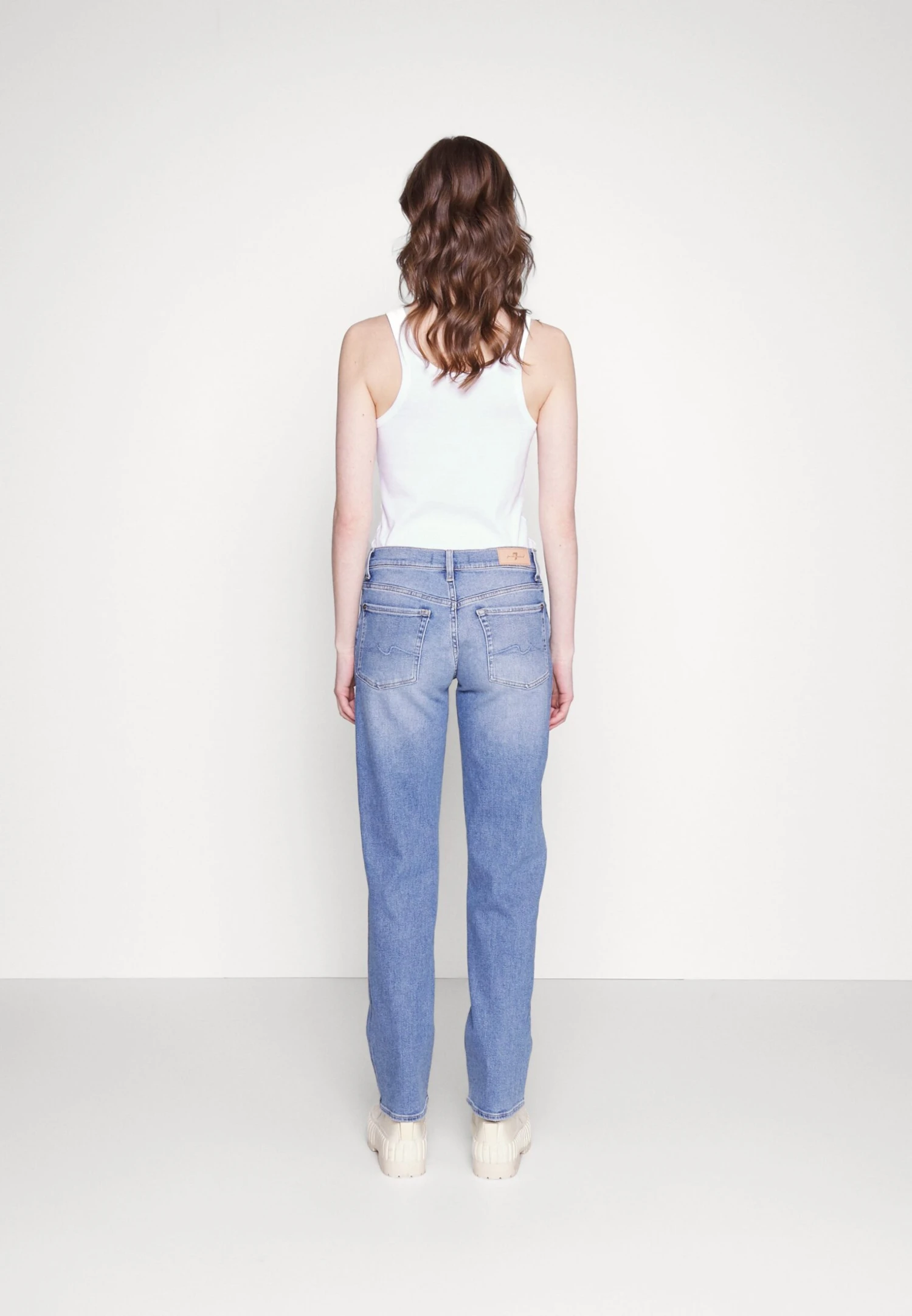 7 For All Mankind Ellie Straight Luxvinleg - Jean Droit - Light Blue 3 7 For All Mankind Ellie Straight Luxvinleg - Jean Droit - Light Blue – Image 3