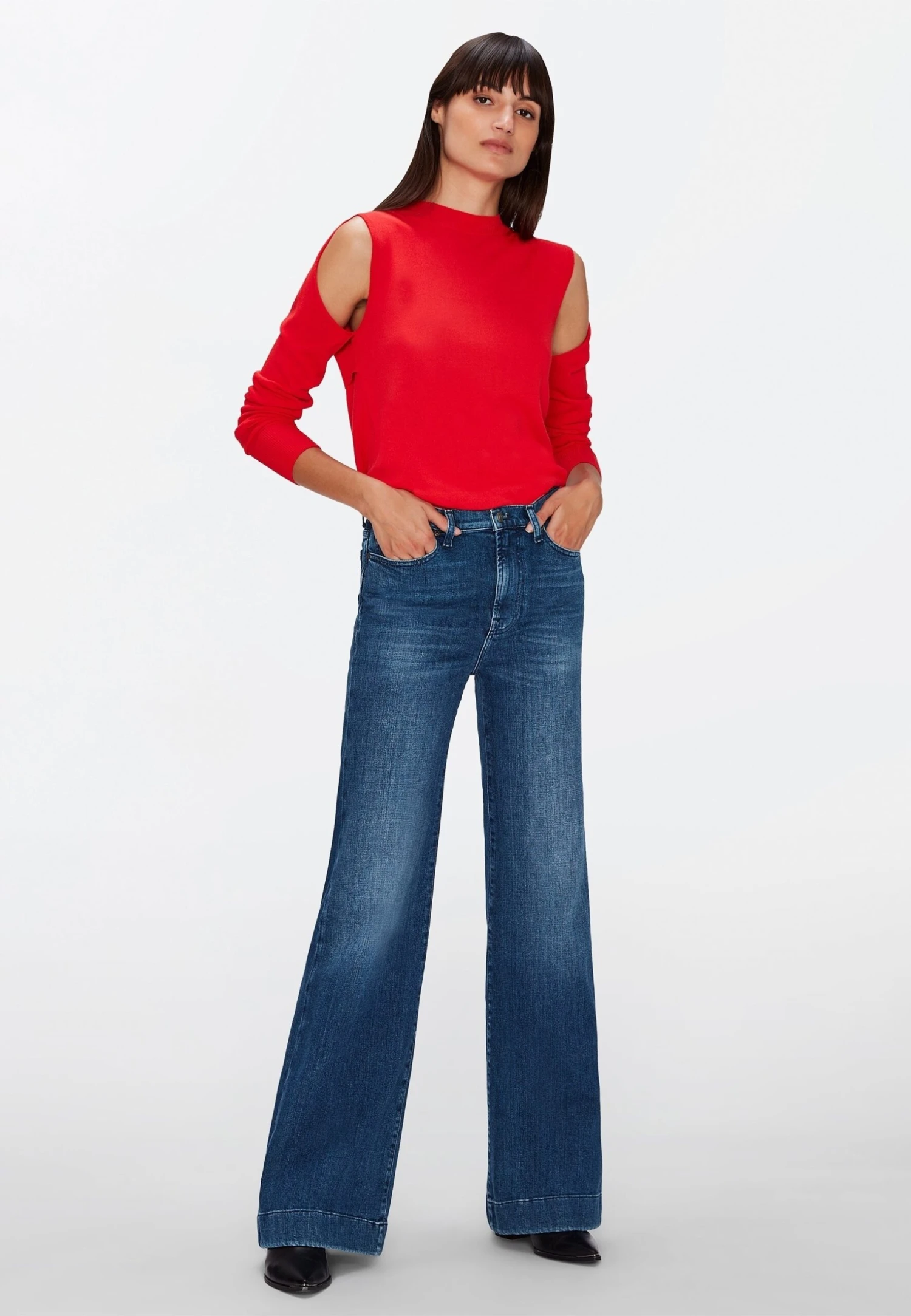 7 For All Mankind Modern Dojo - Jean Flare - Mid Blue 2 7 For All Mankind Modern Dojo - Jean Flare - Mid Blue – Image 2