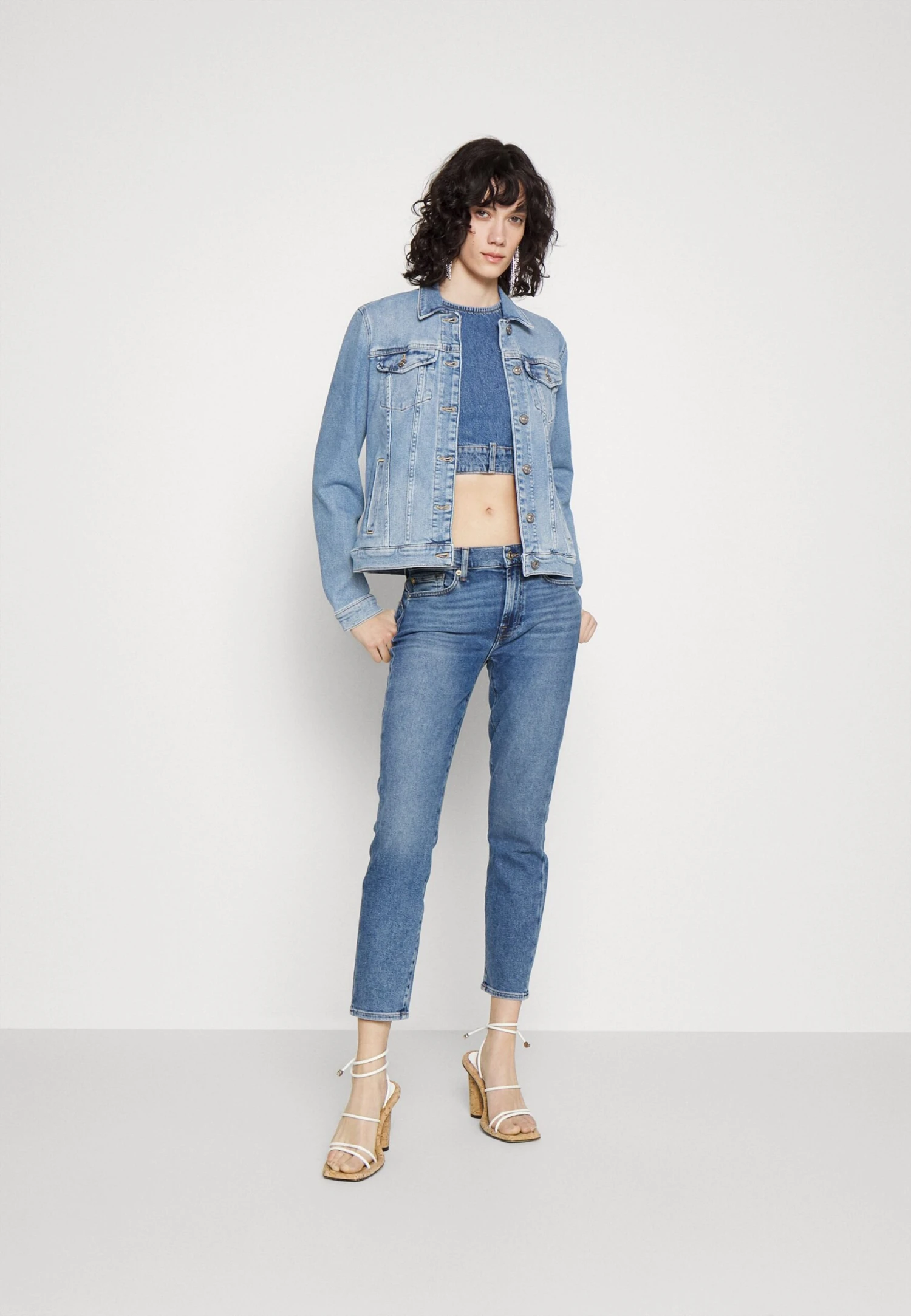 7 For All Mankind Modern Trucker Luxvinleg - Veste En Jean - Light Blue 2 7 For All Mankind Modern Trucker Luxvinleg - Veste En Jean - Light Blue – Image 2