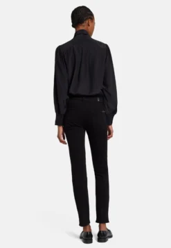 7 For All Mankind Roxanne - Jean Slim - Black 8 7 For All Mankind Roxanne - Jean Slim - Black -7 For All Mankind e37b5bf5b05e4083b9e250cbb8429a3e scaled