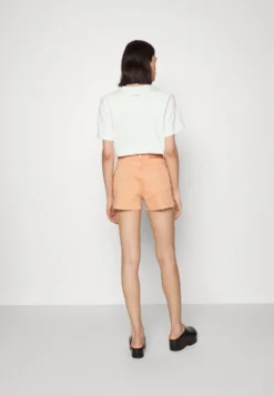 7 For All Mankind Easy Ruby Colman - Short En Jean - Orange 7 7 For All Mankind Easy Ruby Colman - Short En Jean - Orange -7 For All Mankind e3cfc09b2860424b998e2fb5849bf5bf scaled