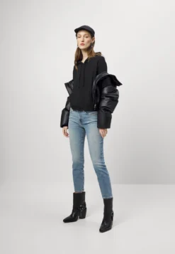 7 For All Mankind Roxanne Ankle - Jean Slim - Light Blue 7 7 For All Mankind Roxanne Ankle - Jean Slim - Light Blue -7 For All Mankind f18574df5af245438223b718ffe46504 scaled